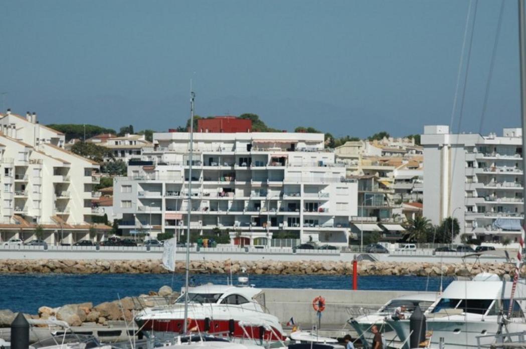Passeig Del Mar - Apartamentos Primera Linea Ля Эскала Экстерьер фото