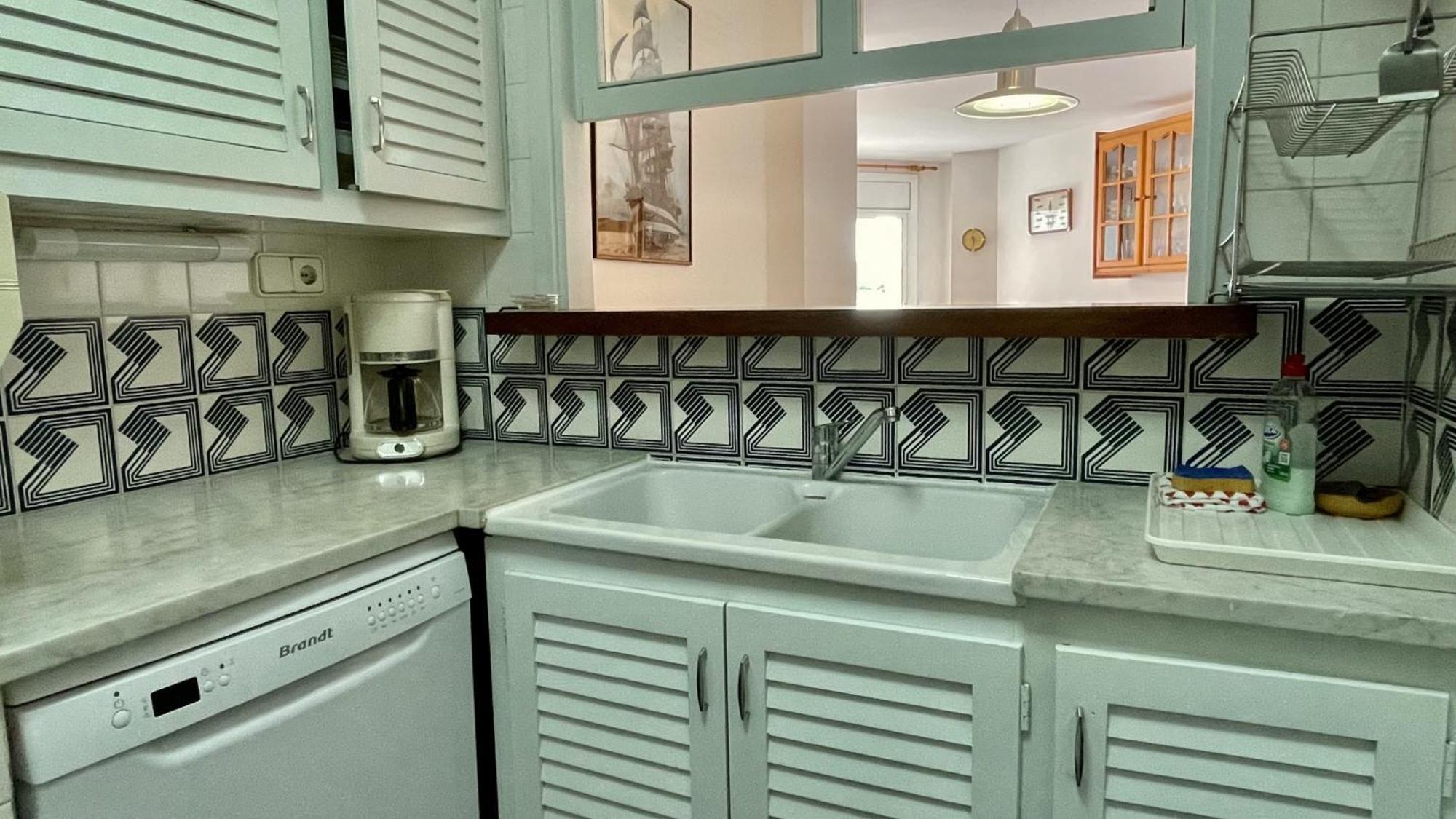 Passeig Del Mar - Apartamentos Primera Linea Ля Эскала Экстерьер фото